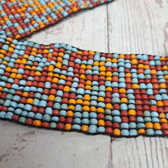 NWT Womens Lake Shore Drive Accessories Multi-color Glass Beads Belt Wood Large - Picture 4 of 6